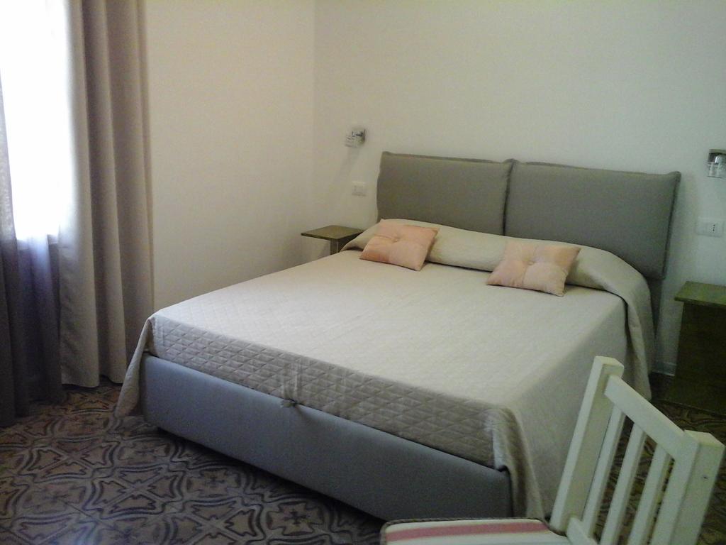 Sat Appartamenti Locazioni Turistiche Brevi-G&P Holiday Home Trapani Exterior photo